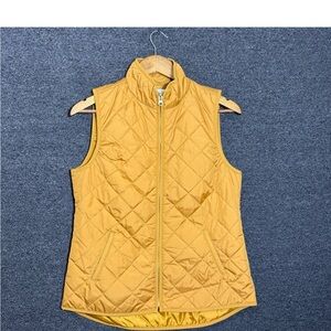 Old Navy Quilted Vest in Mustard Yellow